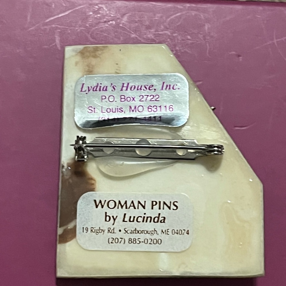 Lucinda Pin - Picture 2 of 2